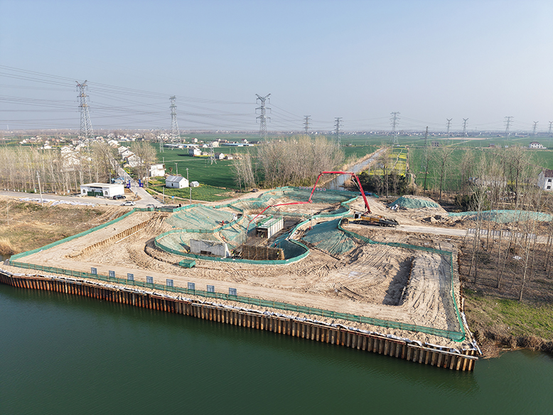 蘇北灌溉總渠堤防加固工程