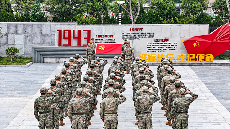 縣人武部民兵到八灘王橋戰(zhàn)斗展陳館