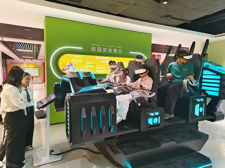 濱海經濟開發(fā)區(qū)舉辦職工家庭開放日活動