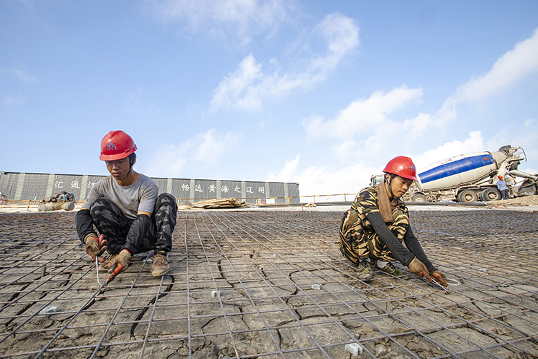 用堅守與汗水詮釋責任擔當